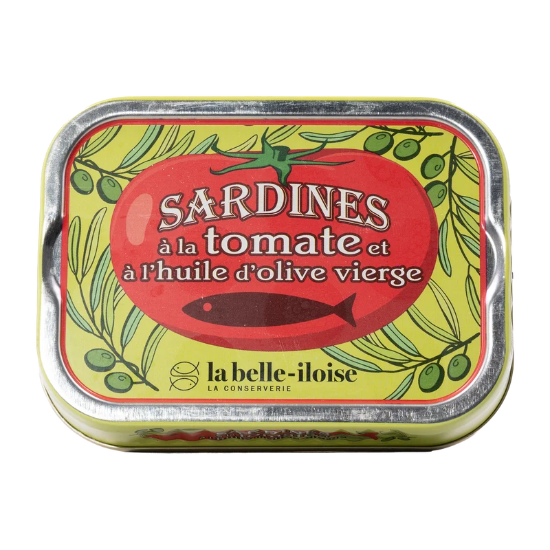 Sardinen mit Olivenöl und Tomate