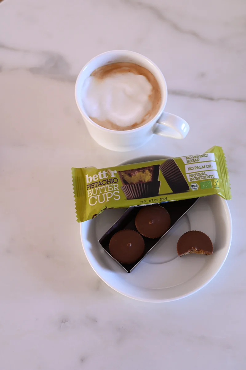 BIO Nut Butter Cups with Pistachio Cream
