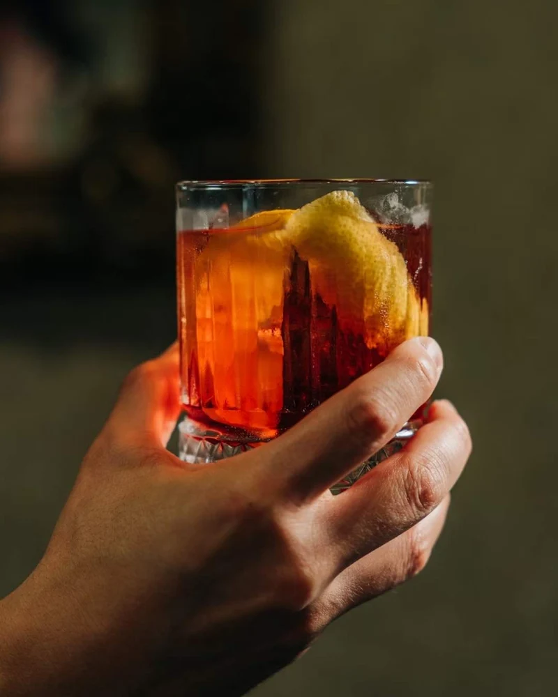 Großes Negroni Set Mit Ruby, Vermouth, Juniper