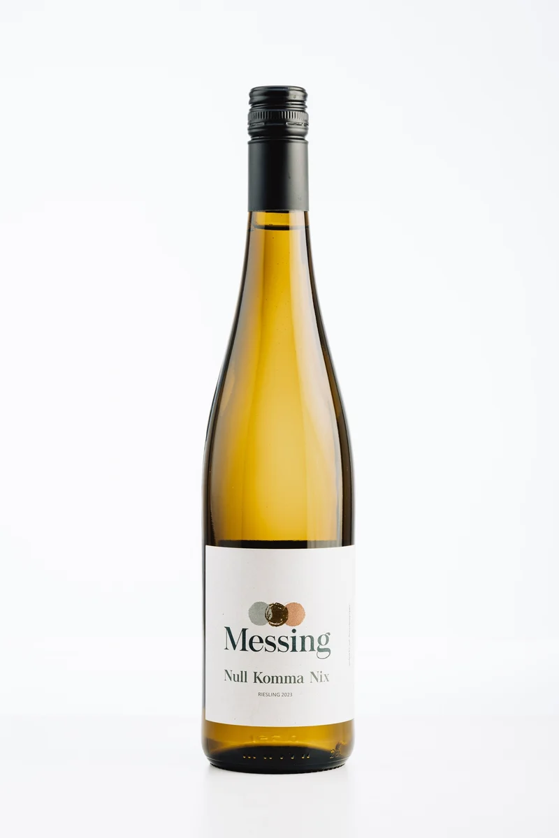 Messing Null und Nix Riesling – alkoholfreier Wein