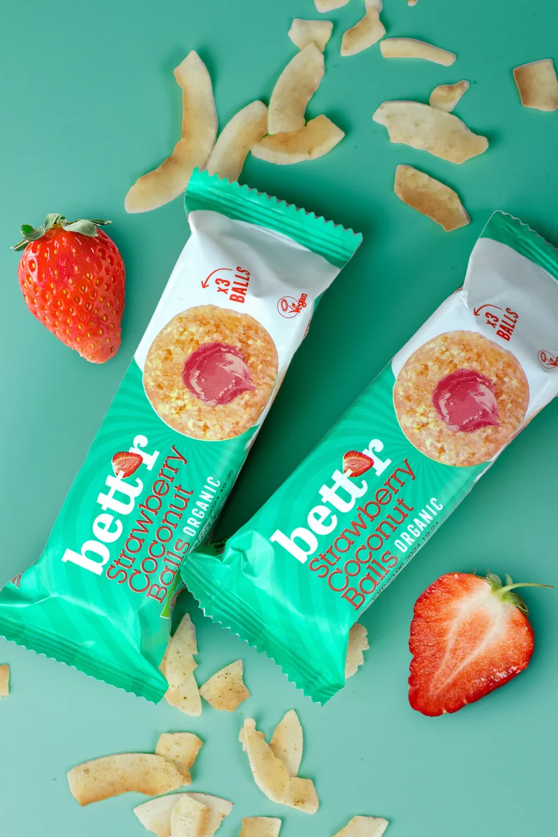 Bio Fruit balls with Coconut and Strawberry filling