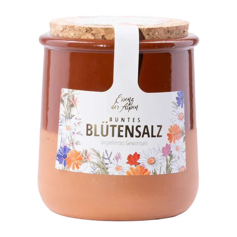 Blütensalz im Keramiktopf