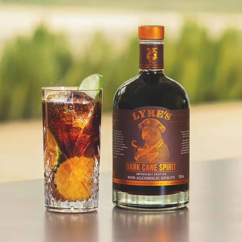 Lyre's - Dark Cane Spirit - alkoholfreie Zuckerrohr Kreation