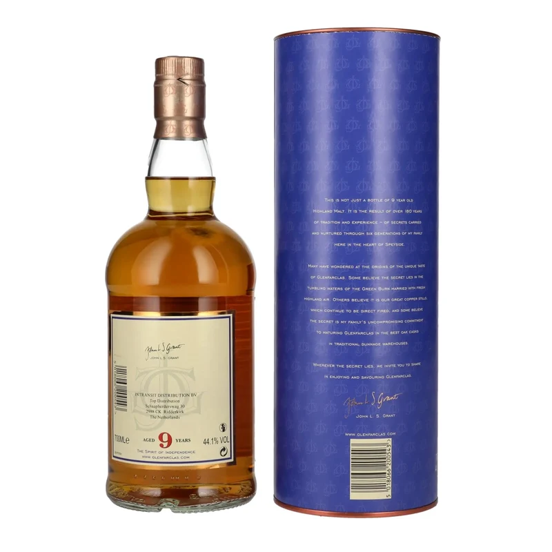 Glenfarclas 9 Years Old Oloroso Sherry Casks Highland Single Malt 44,1% Vol. 0,7l in Geschenkbox