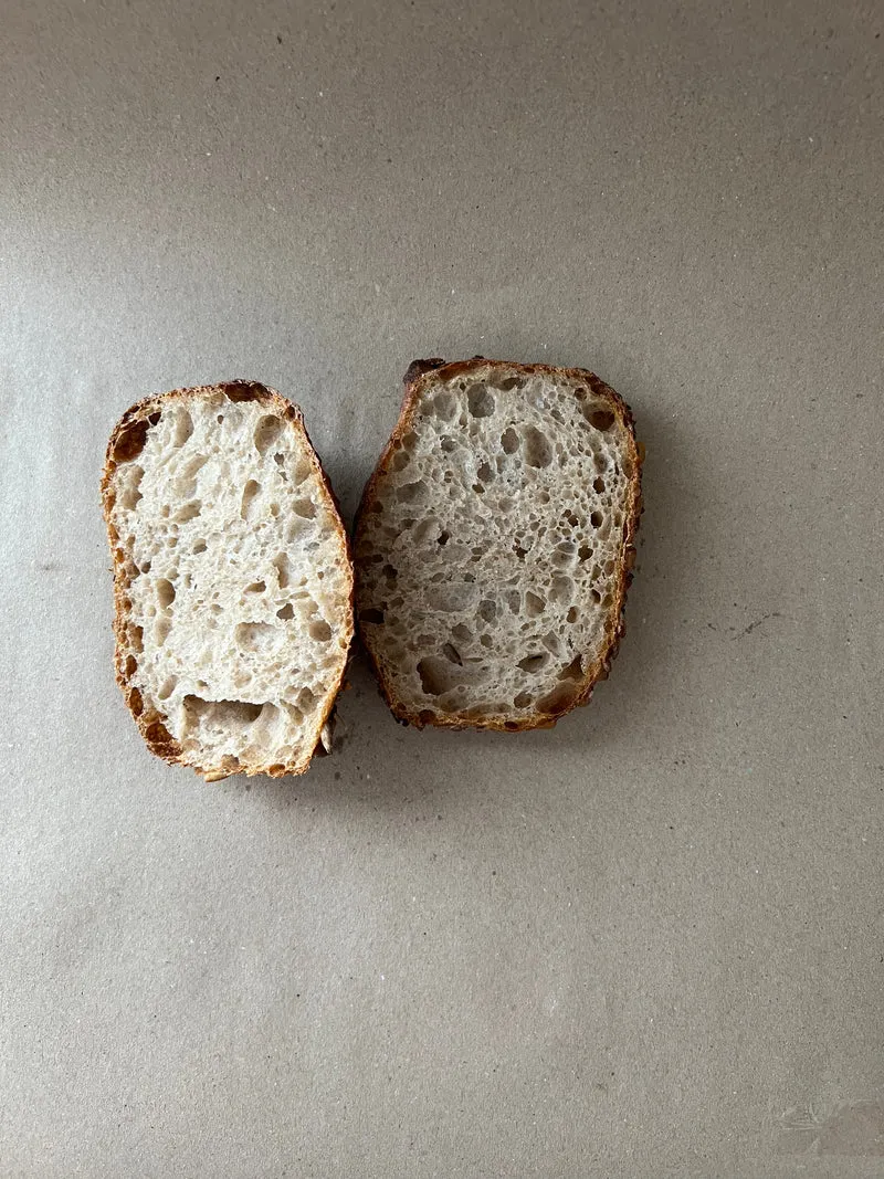 Sauerteig Körnerbrötchen