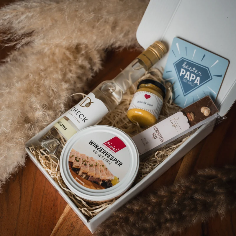kleines Vatertag Geschenk - Schnaps & Feinkost für Papa
