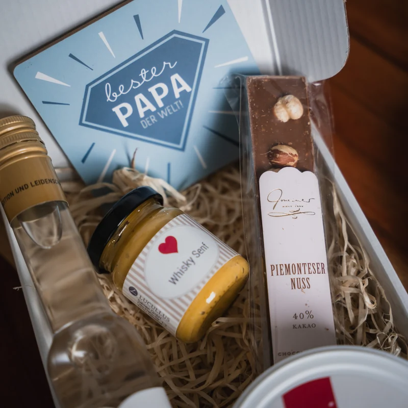 kleines Vatertag Geschenk - Schnaps & Feinkost für Papa