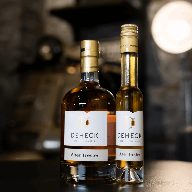 Alter Trester Spirituose | Trester Schnaps typisch rheinhessisch | 35%