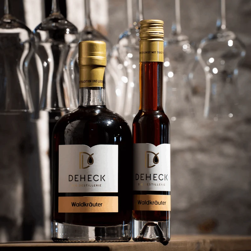 Waldkräuter Likör | Kräuter Schnaps mit ehrlicher Note | 35%