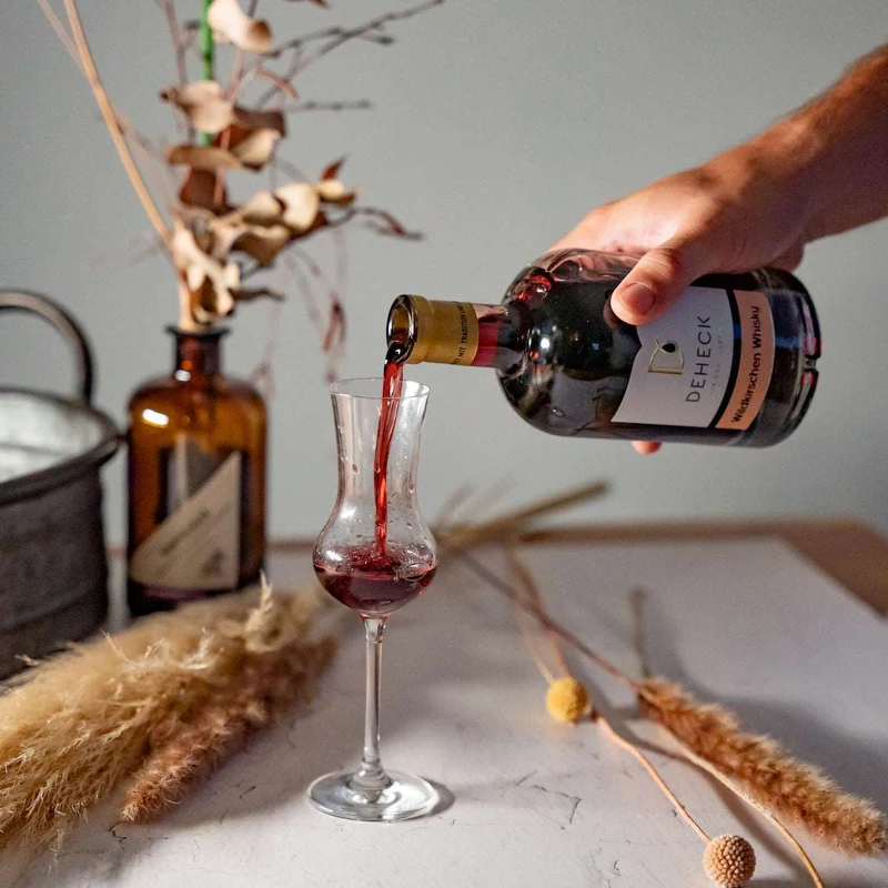 Wildkirsche Likör | fruchtiger Kirsch-Likör mit Whisky verfeinert | 30%