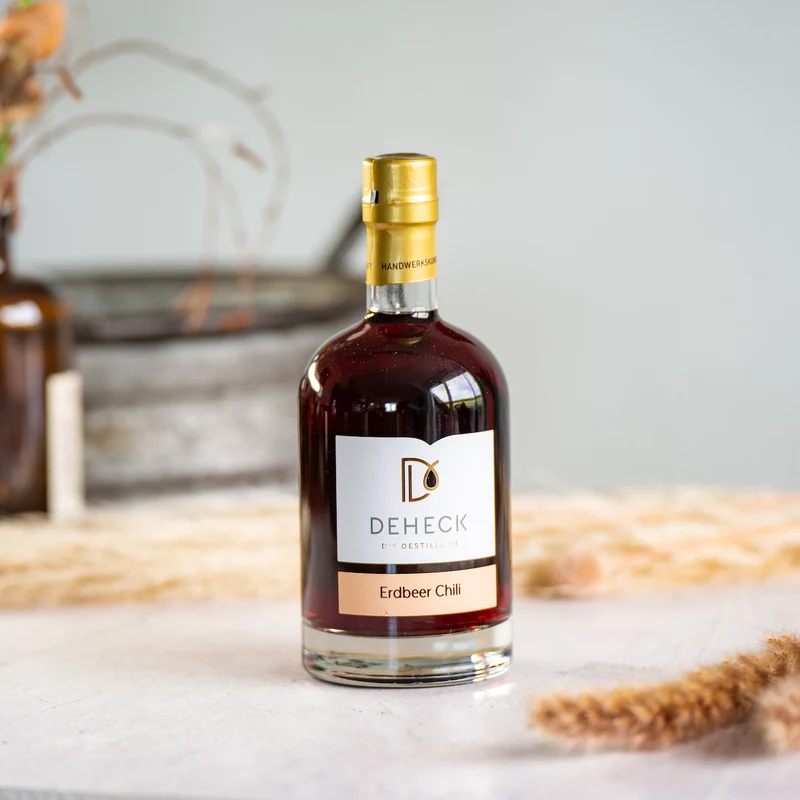 Erdbeer Chili Likör | Erdbeer Likör mit dezenter Chili Note | 20%
