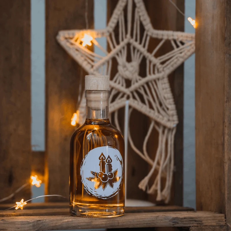 grünes Weihnachtsliköre Geschenk Set | 3 XMAS Design-Flaschen Bratapfel, Spekulatius & Pfaume-Zimt