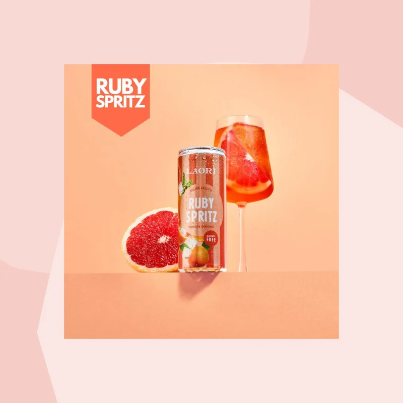 Ready to drink. Alkoholfreier Bitter Aperitif: Ruby Spritz