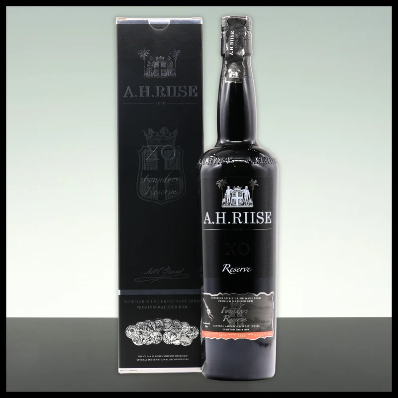 A.H. Riise XO Founders Reserve Rum Nr. 5 0,7L - 44,4% Vol.