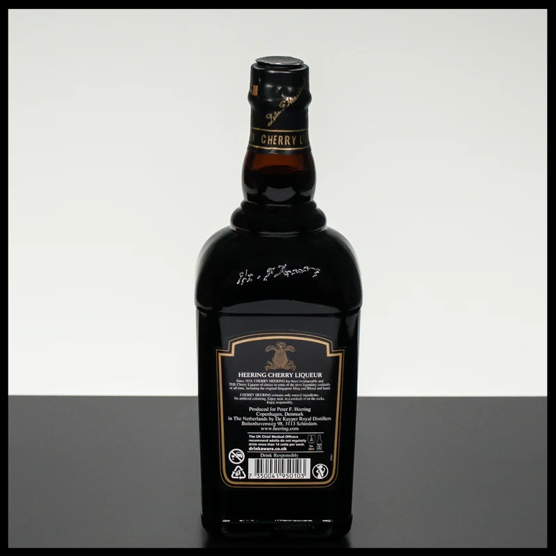 Heering Cherry Liqueur 0,7L - 24% Vol.